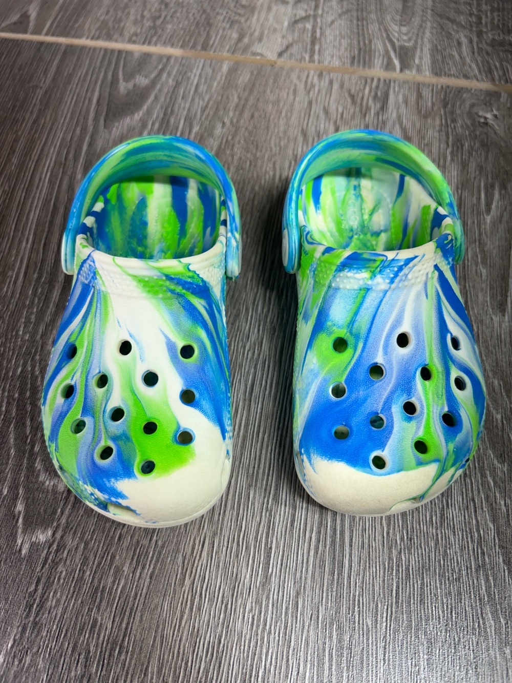 Kids Comfortable Slip-On Clogs in Blue & Green